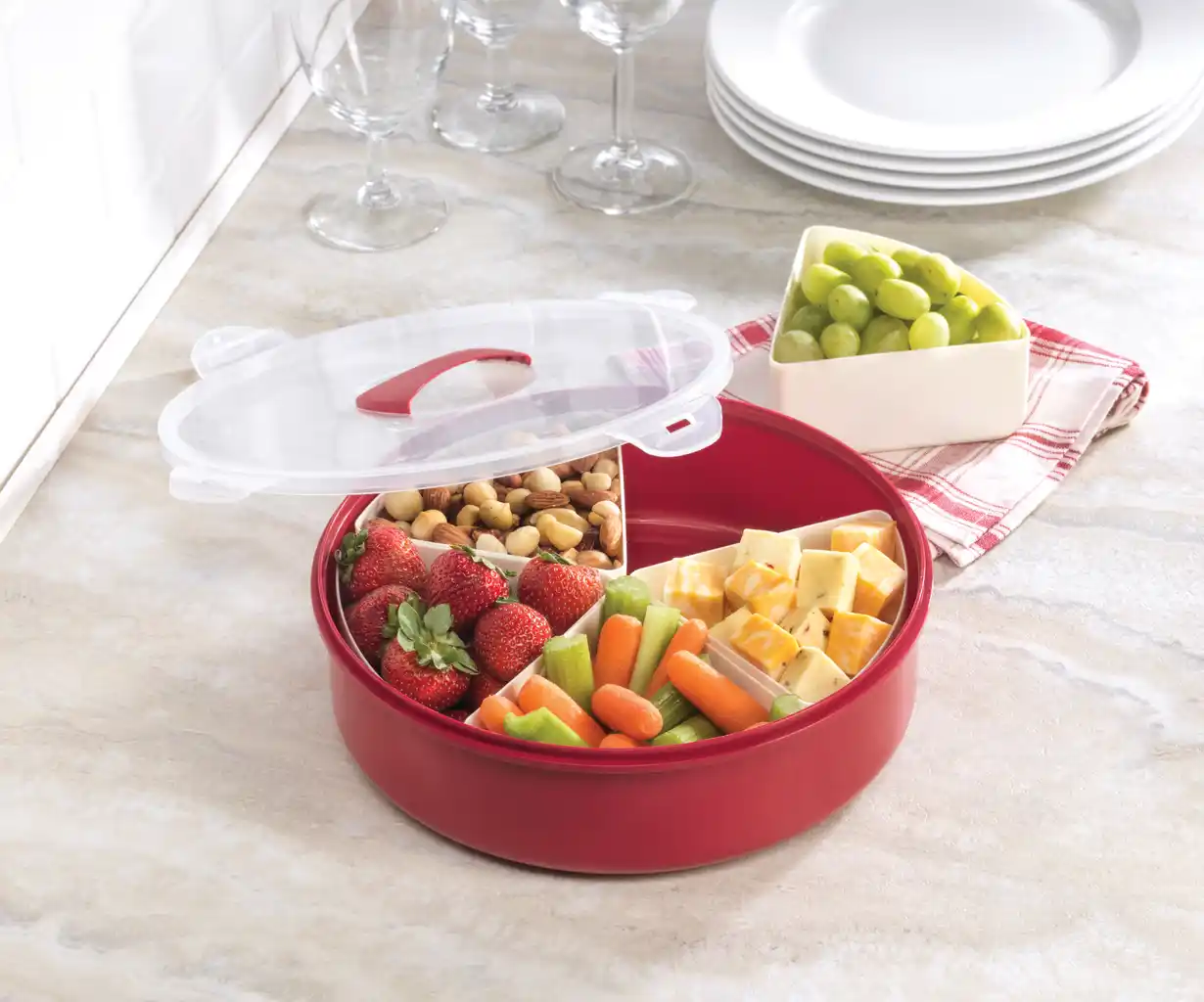#3773 Divided Serving Tray W/Locking Lid